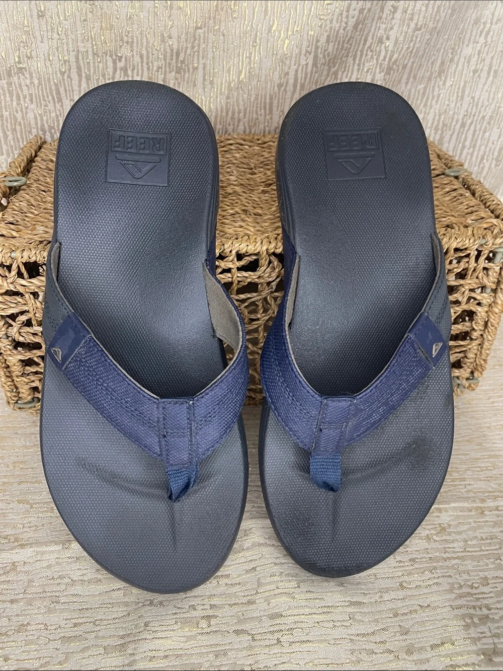 Reef Navy and Dark Gray Men’s CUSHION Classic Flip Flops Sz 9